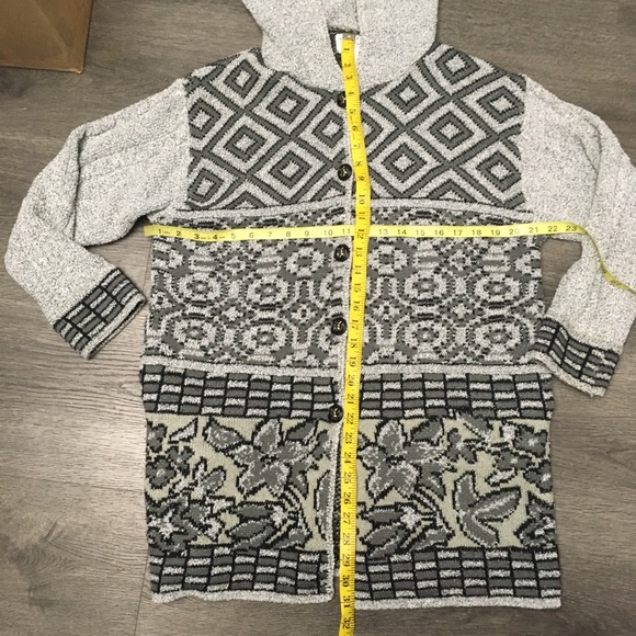 Violet Knitting Collections Sweater Button Down Hooded Free Size - Picture 11 of 11